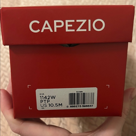Capezio Ava’s Size 10.5 brand new shoes - Picture 2 of 7